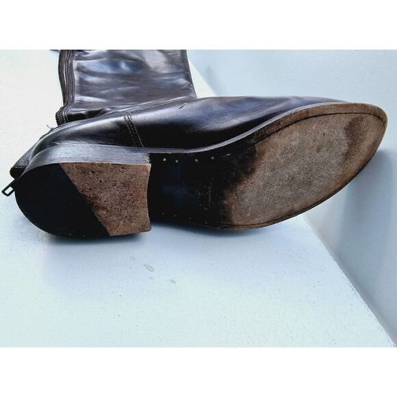 Frye full-length inner side zipper for easy on off - Picture 6 of 11